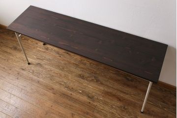 アンティーク家具　ヒノキ無垢材　シンプルな作りのペイント鉄脚テーブル(作業台、カウンターテーブル)