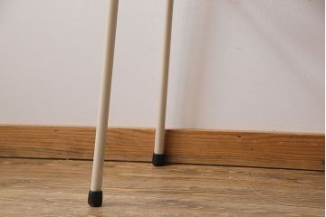 アンティーク家具　ヒノキ無垢材　シンプルな作りのペイント鉄脚テーブル(作業台、カウンターテーブル)