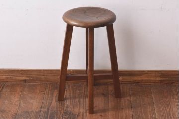 レトロ家具　昭和レトロ　ケヤキ材　丸くへこんだ形が愛らしいスツール(チェア、イス)