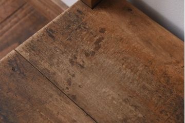 レトロ家具　昭和期　レトロな雰囲気が漂う小さなチェア(椅子、小イス)(1)