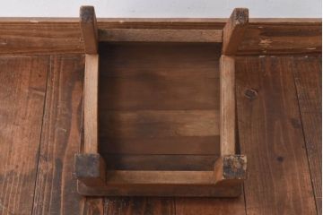 レトロ家具　昭和期　レトロな雰囲気が漂う小さなチェア(椅子、小イス)(3)