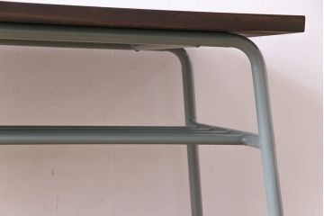 アンティーク家具　ヒノキ無垢材　シンプルな作りのペイント鉄脚テーブル(作業台、カウンターテーブル)(1)