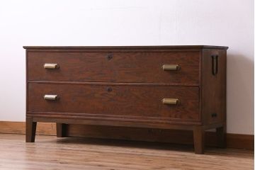 アンティーク家具　昭和初期　栓材　上品な意匠のローチェスト(ローボード、サイドボード、引き出し)(1)