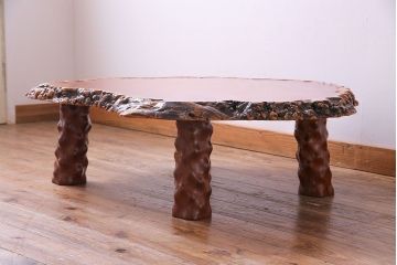 アンティーク家具　1980年頃　カリン材(花梨材)　艶やかな鳥眼杢の天板が美しいセンターテーブル(座卓)