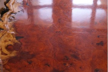 アンティーク家具　1980年頃　カリン材(花梨材)　艶やかな鳥眼杢の天板が美しいセンターテーブル(座卓)