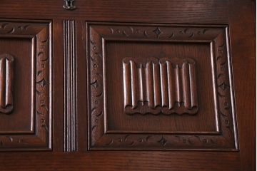 中古　old charm(オールドチャーム)　オーク材　珍しい作りのビューロー(ワークデスク、在宅ワーク、在宅用、キャビネット、収納棚)