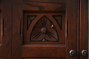 中古　old charm(オールドチャーム)　オーク材　珍しい作りのビューロー(ワークデスク、在宅ワーク、在宅用、キャビネット、収納棚)