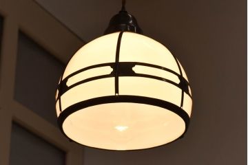 和モダンな雰囲気が魅力的な銅巻きペンダントライト(天井照明、吊り下げ照明、シェード)(1)