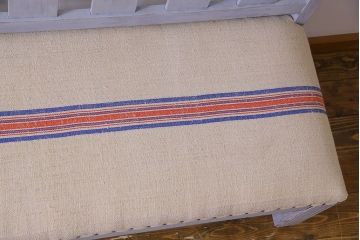 アンティーク家具　ペイント家具　ナラ材　シャビーシックな色合いが魅力の3人掛けソファ(ベンチ)