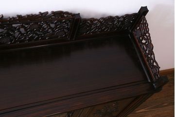 中古　民芸家具　黒檀材(唐木)製　高級品!彫刻が素晴らしいサイドボード(キャビネット、飾り棚)(定価約220万円)(1)