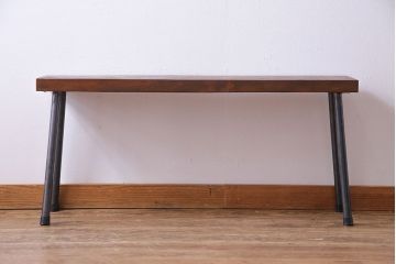 昭和初期　トチノキ(栃の木)　古材の風合いを活かしたリメイク鉄脚ベンチ(椅子、板座チェア)