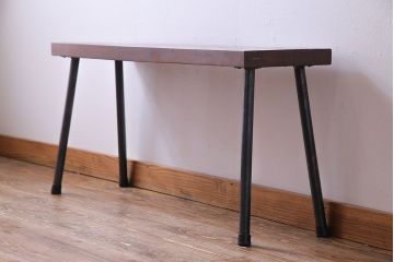 昭和初期　トチノキ(栃の木)　古材の風合いを活かしたリメイク鉄脚ベンチ(椅子、板座チェア)