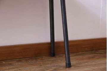 昭和初期　トチノキ(栃の木)　古材の風合いを活かしたリメイク鉄脚ベンチ(椅子、板座チェア)