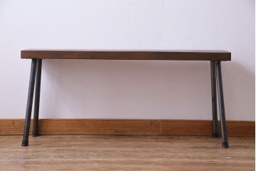 昭和初期　トチノキ(栃の木)　古材の風合いを活かしたリメイク鉄脚ベンチ(椅子、板座チェア)