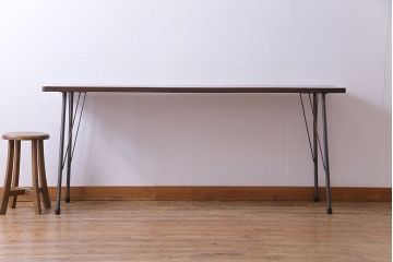 桂材一枚板　リメイク　味わいある古材を使用したアイアンサイドテーブル(作業台、飾り台、カフェテーブル)(1)