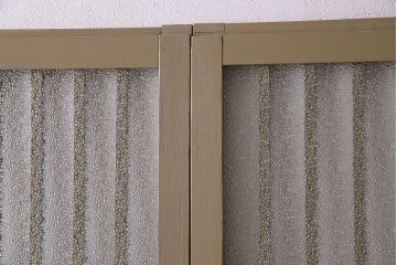 ペイント家具　すりガラス・ダイヤガラス入り　レトロな雰囲気のガラス格子戸(建具、引き戸、ガラス帯戸)2枚組