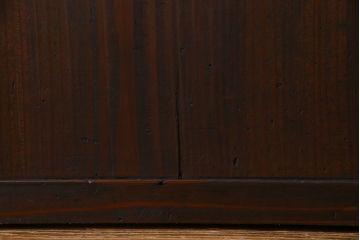 和製アンティーク　鋲が重厚感と渋さを醸し出す板戸(引き戸、建具)2枚セット(1)