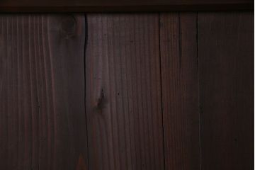 和製アンティーク　鋲が重厚感と渋さを醸し出す板戸(引き戸、建具)2枚セット(1)