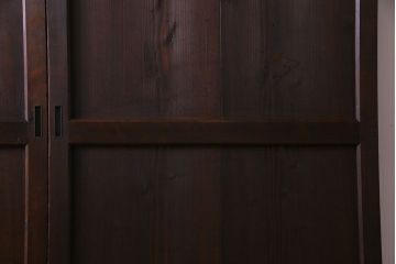 和製アンティーク　鋲が重厚感と渋さを醸し出す板戸(引き戸、建具)2枚セット(1)