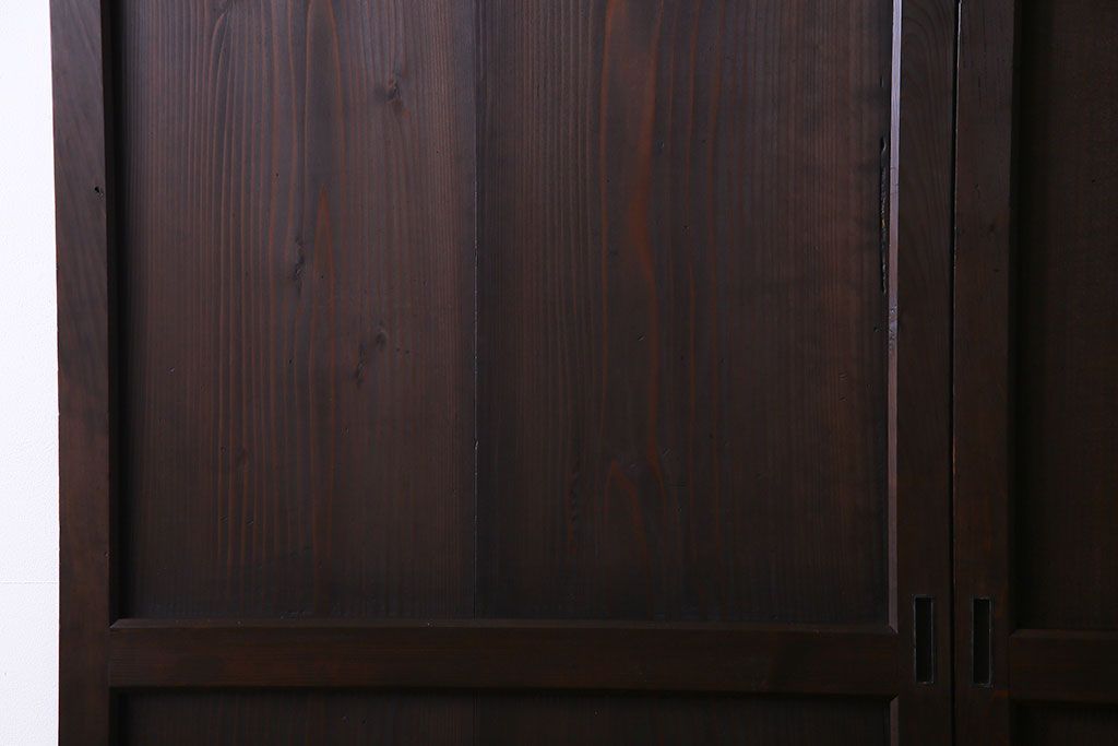 和製アンティーク　鋲が重厚感と渋さを醸し出す板戸(引き戸、建具)2枚セット(2)