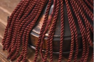 昭和期　雰囲気づくりに活躍するタッセル付き天井照明(吊り照明、電笠、シェード)