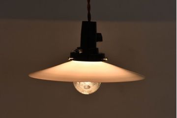 昭和レトロな空間にぴったりの平笠シェード(天井照明、ペンダントライト、電笠)(1)
