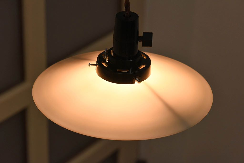 昭和レトロな空間にぴったりの平笠シェード(天井照明、ペンダントライト、電笠)(1)