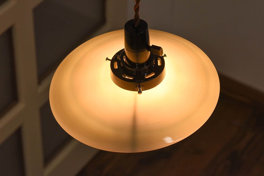 昭和レトロな空間にぴったりの平笠シェード(天井照明、ペンダントライト、電笠)(3)