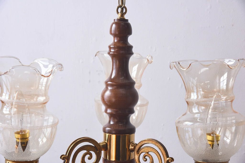 イタリアビンテージ　シックな高級感を演出するシャンデリア(天井照明、ランプ)