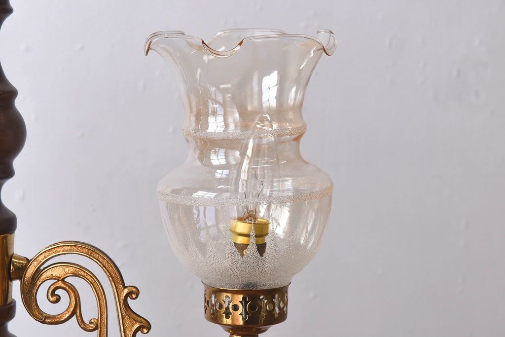 イタリアビンテージ　シックな高級感を演出するシャンデリア(天井照明、ランプ)