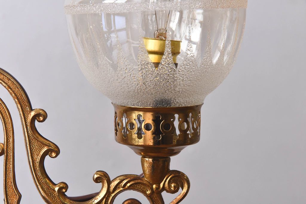 イタリアビンテージ　シックな高級感を演出するシャンデリア(天井照明、ランプ)