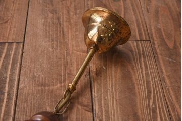 イタリアビンテージ　シックな高級感を演出するシャンデリア(天井照明、ランプ)