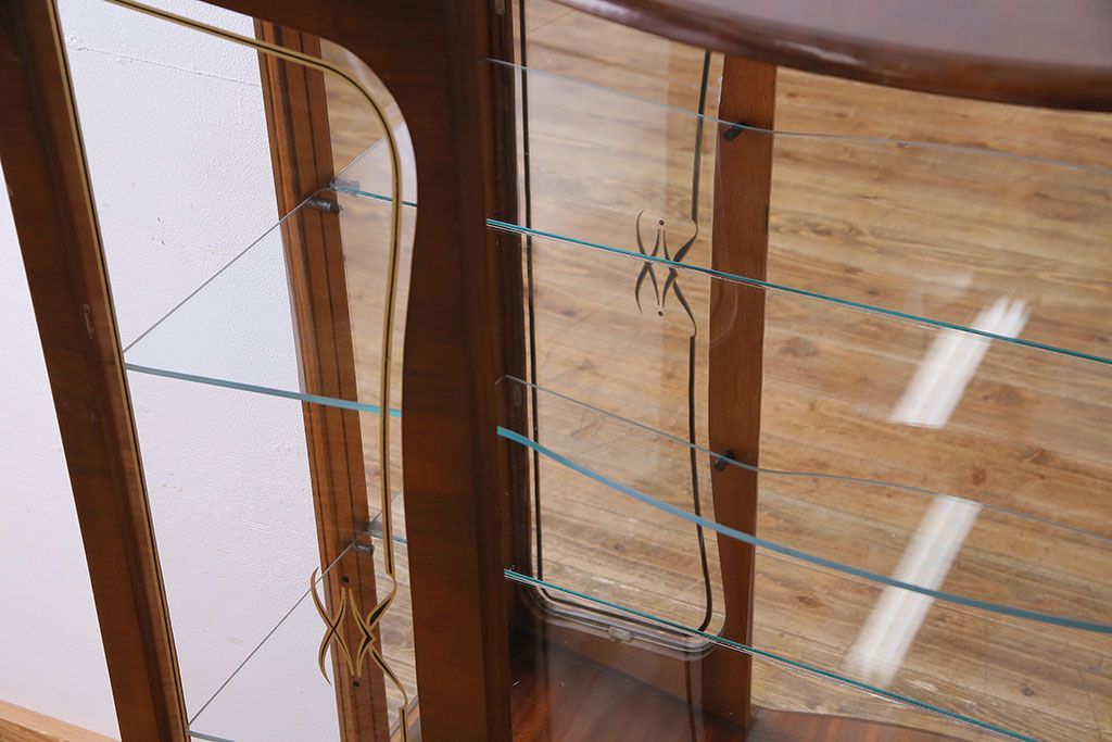 アンティーク家具　イギリス　アンティークスタイルの空間作りに活躍するガラスキャビネット(ガラスケース、ショーケース、飾り棚)