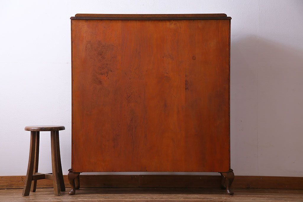 アンティーク家具　イギリス　アンティークスタイルの空間作りに活躍するガラスキャビネット(ガラスケース、ショーケース、飾り棚)