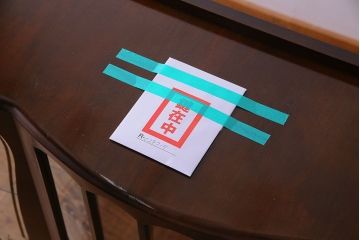 アンティーク家具　イギリス　アンティークスタイルの空間作りに活躍するガラスキャビネット(ガラスケース、ショーケース、飾り棚)