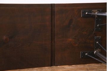 古材リメイク　天板にヒノキ一枚板を使用したシンプルな鉄脚テーブル(サイドテーブル、飾り台)