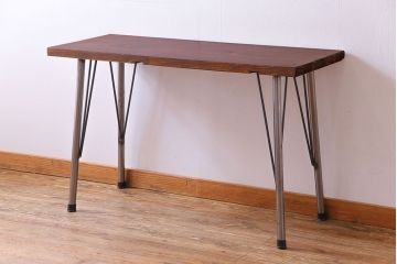 古材リメイク　天板にヒノキ一枚板を使用したシンプルな鉄脚テーブル(サイドテーブル、飾り台)