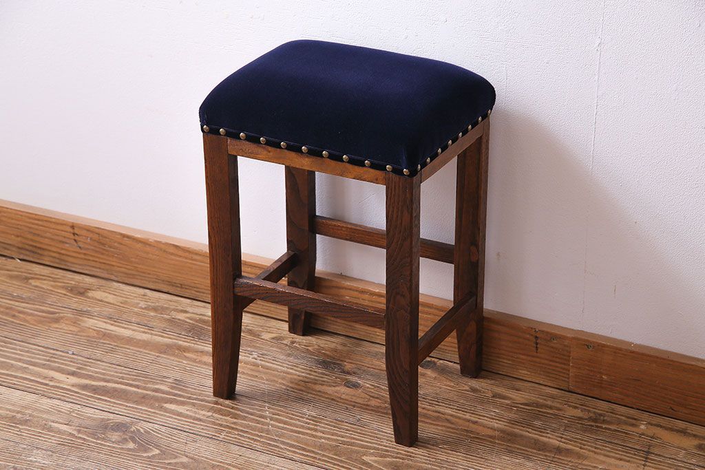 レトロ家具　昭和レトロ　ケヤキ材　シックな空間にも馴染むクッションスツール(イス・チェア)