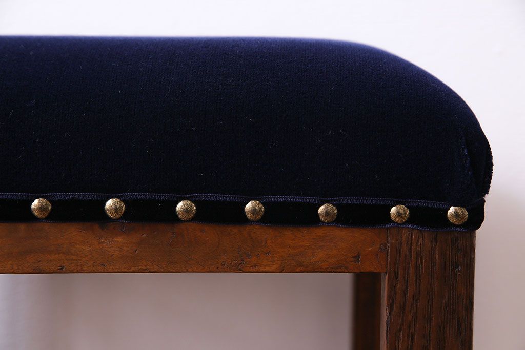 レトロ家具　昭和レトロ　ケヤキ材　シックな空間にも馴染むクッションスツール(イス・チェア)