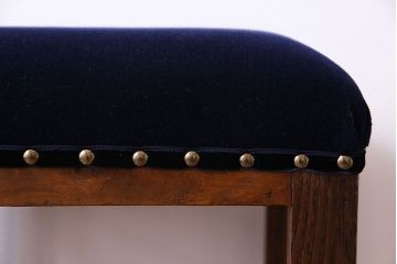 レトロ家具　昭和レトロ　ケヤキ材　シックな空間にも馴染むクッションスツール(イス・チェア)