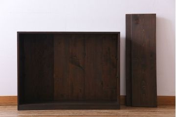 アンティーク家具　昭和初期　網代編み　和の雰囲気を高める小振りな戸棚(収納棚)