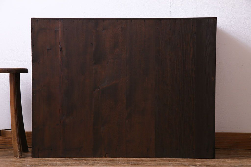 アンティーク家具　昭和初期　網代編み　和の雰囲気を高める小振りな戸棚(収納棚)