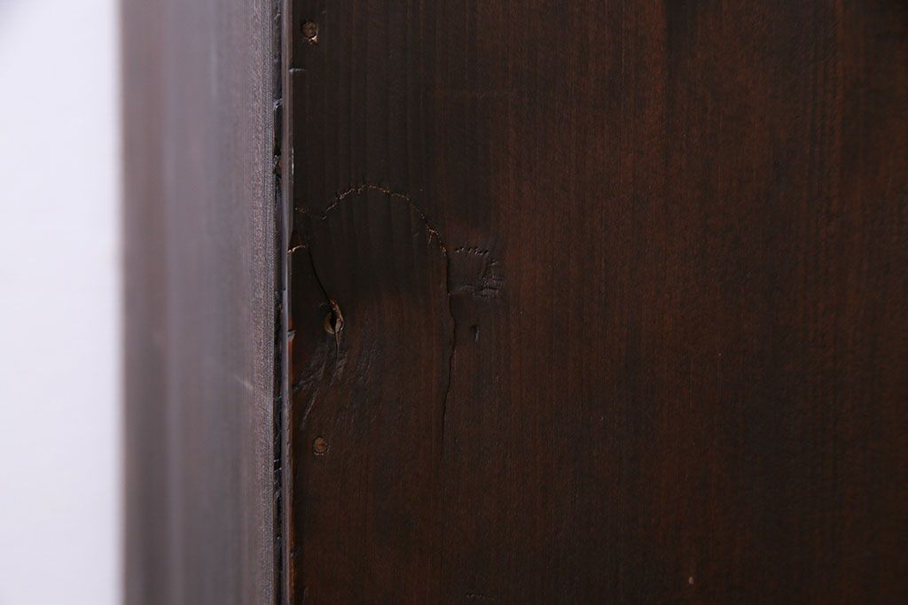 アンティーク家具　昭和初期　網代編み　和の雰囲気を高める小振りな戸棚(収納棚)