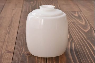 昭和レトロ　丸みを帯びた筒型のシェードが愛らしいペンダントライト(天井照明、吊り下げ照明)