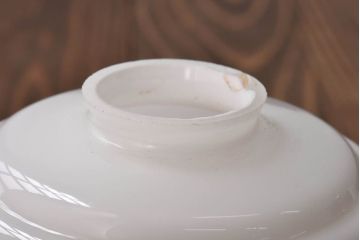 昭和レトロ　丸みを帯びた筒型のシェードが愛らしいペンダントライト(天井照明、吊り下げ照明)