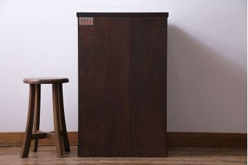 中古　岩谷堂箪笥　開き戸付き　上質な和の雰囲気漂う立長箪笥(和タンス・チェスト)(定価約38万円)