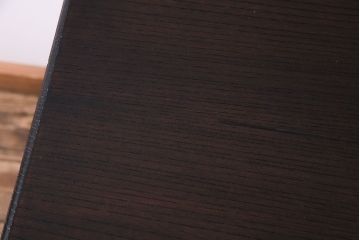 リメイク品　古材使用　欅材の深い色味が魅力の鉄脚テーブル(サイドテーブル、作業台、カフェテーブル)(R-029727)