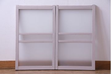 淡いカラーが可愛らしいペイントガラス戸(窓)2枚セット