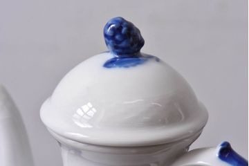 アンティーク雑貨　中古　ROYAL COPENHAGEN(ロイヤルコペンハーゲン)　ブルーフラワー　プレイン　コーヒーポット(ピッチャー、洋食器)(2)