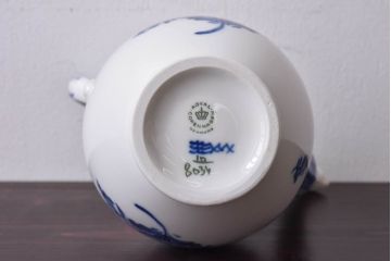 アンティーク雑貨　中古　ROYAL COPENHAGEN(ロイヤルコペンハーゲン)　ブルーフラワー　プレイン　コーヒーポット(ピッチャー、洋食器)(2)